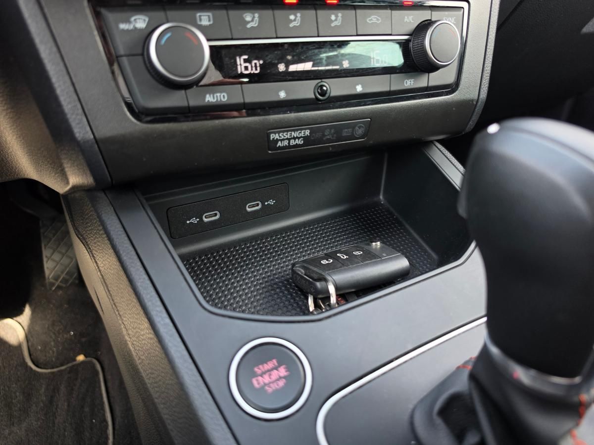 seat-ibiza-2024-gasolina-999cc