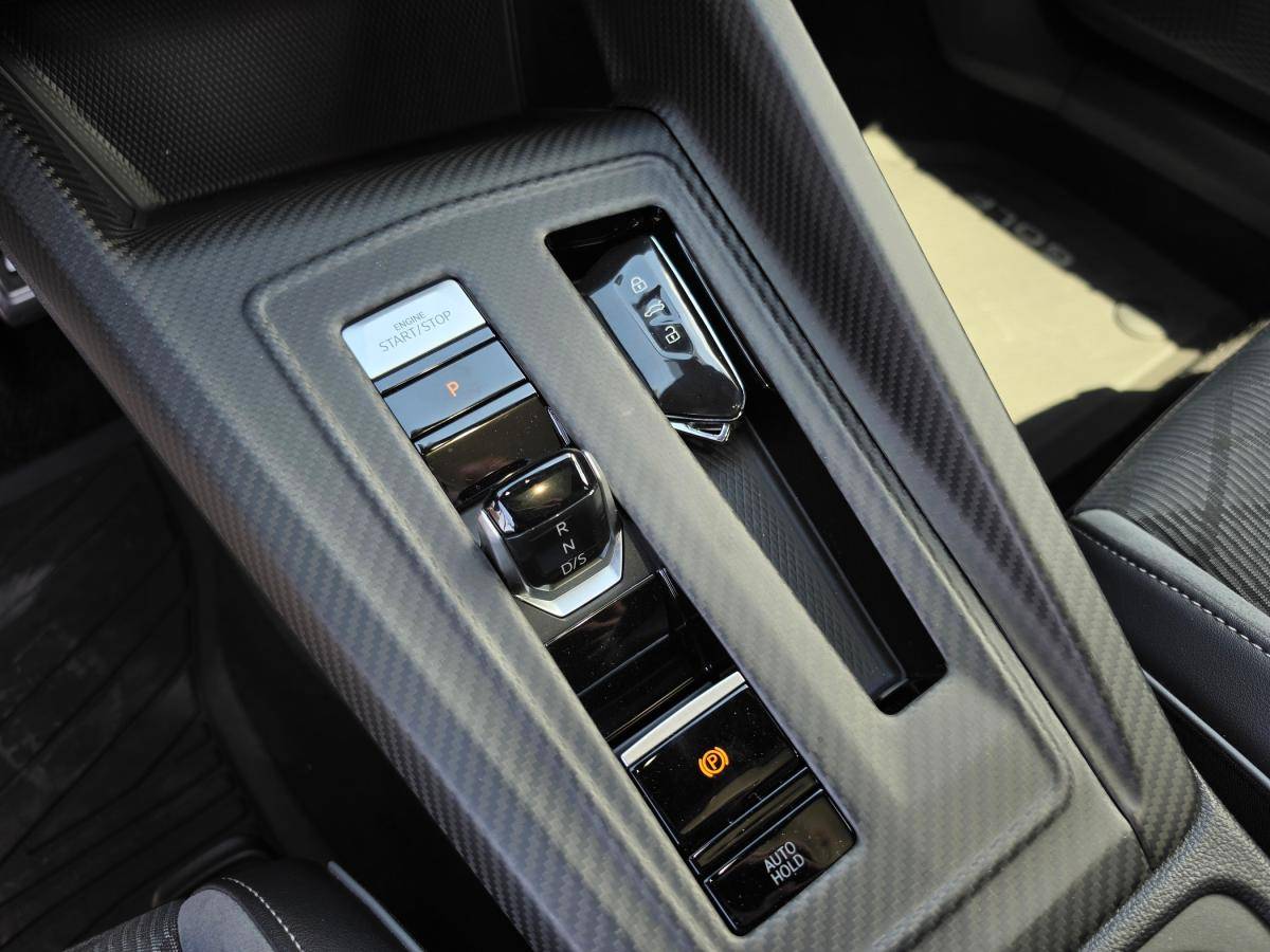 volkswagen-golf-2022-diesel-1968cc