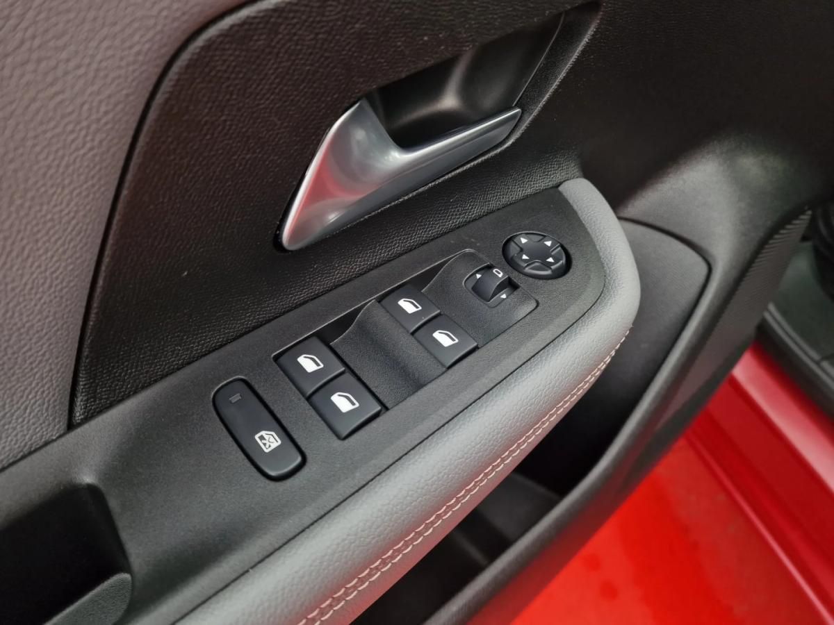 opel-mokka-2023-gasolina-1199cc