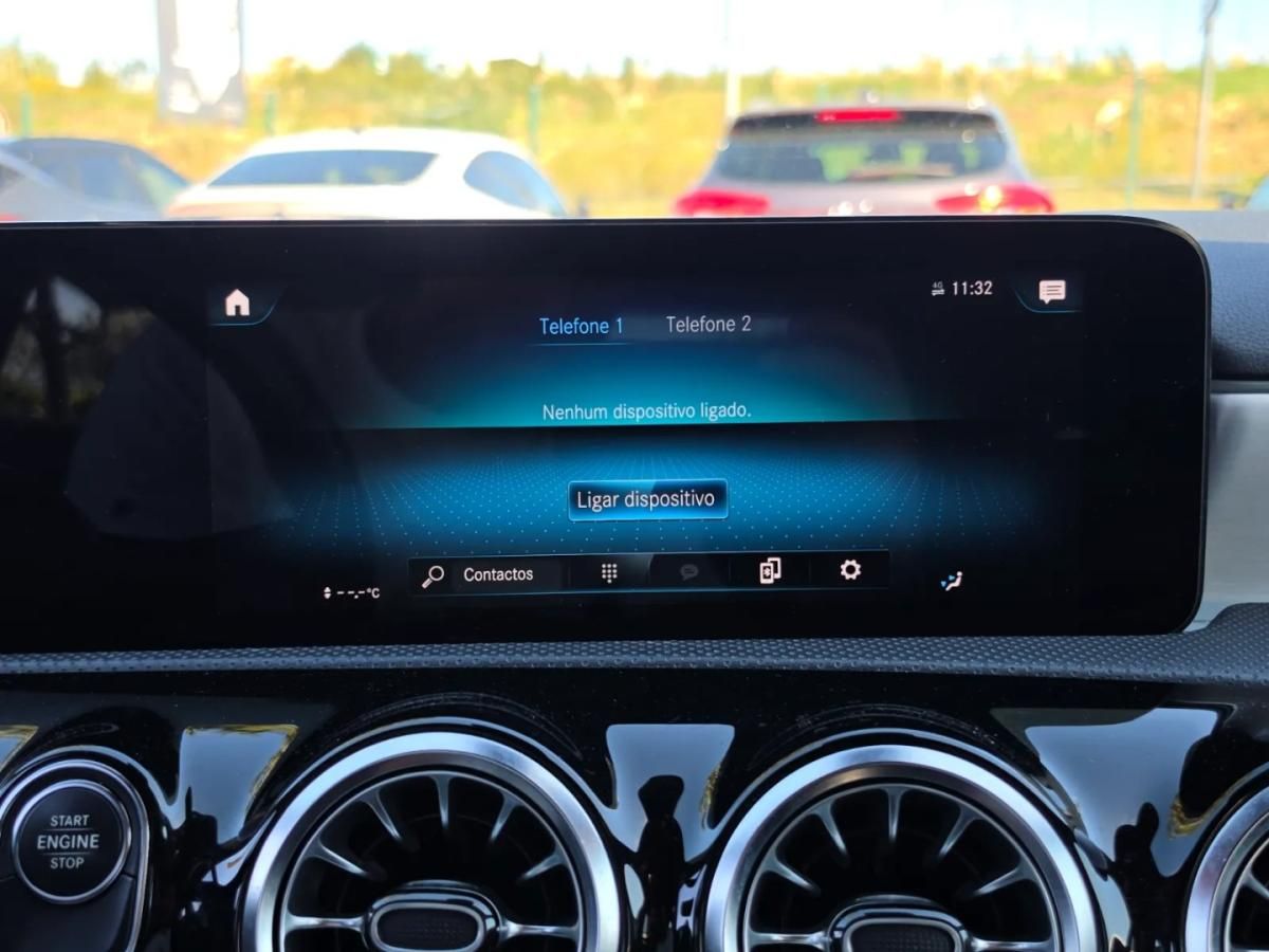 mercedes-benz-classe-a-2022-hibrido-1332cc