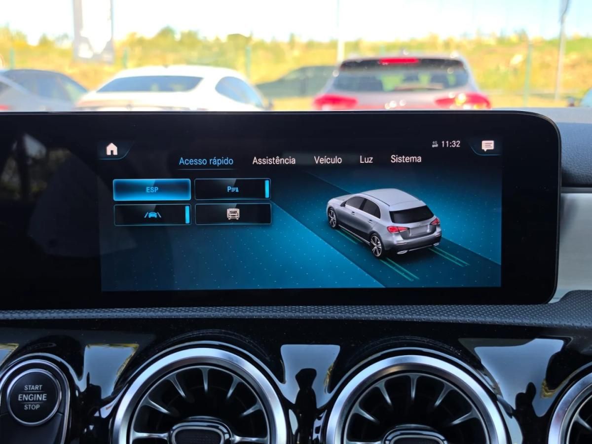 mercedes-benz-classe-a-2022-hibrido-1332cc