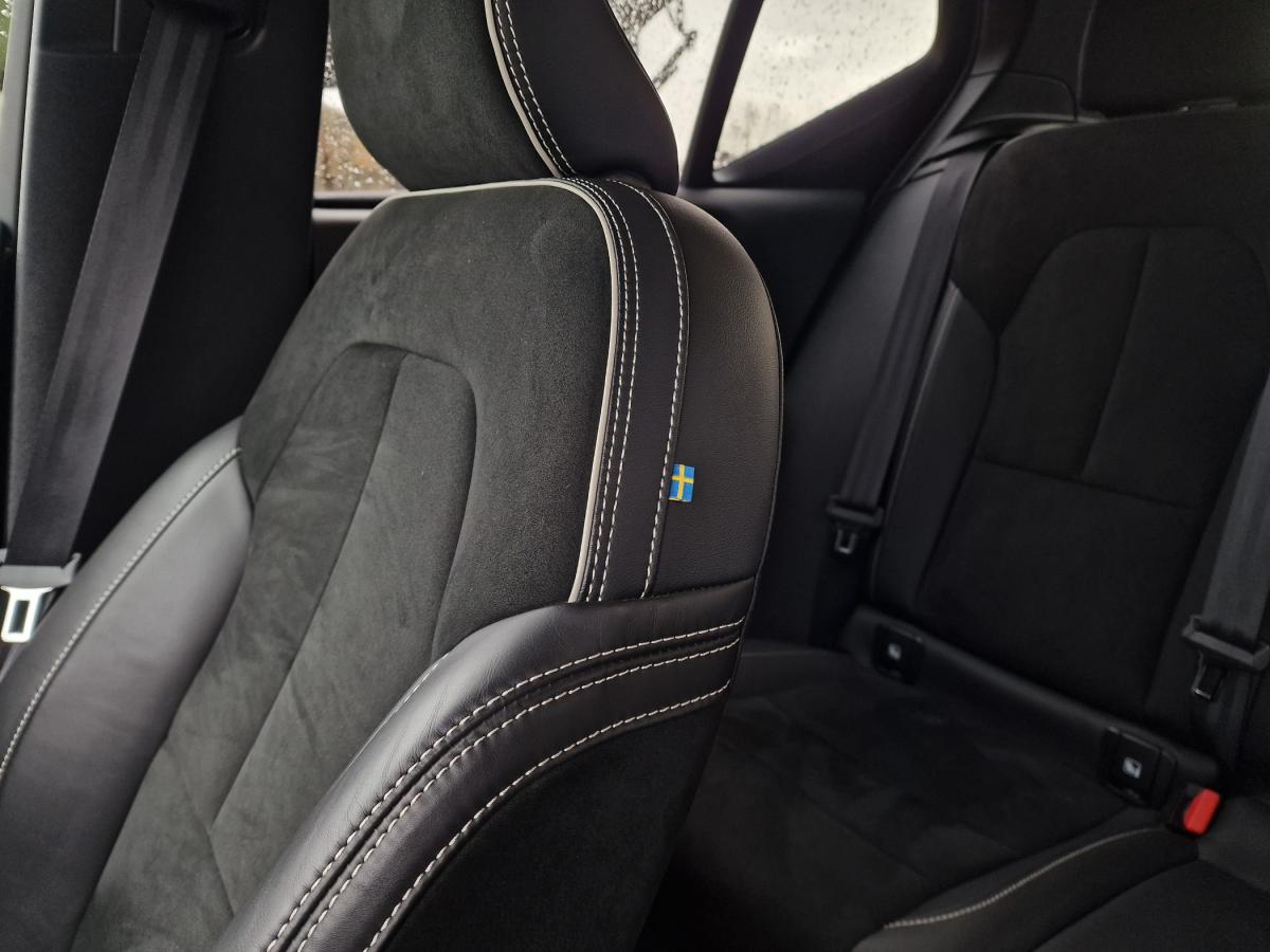 volvo-xc40-2022-hibrido-a-gasolina-1477cc