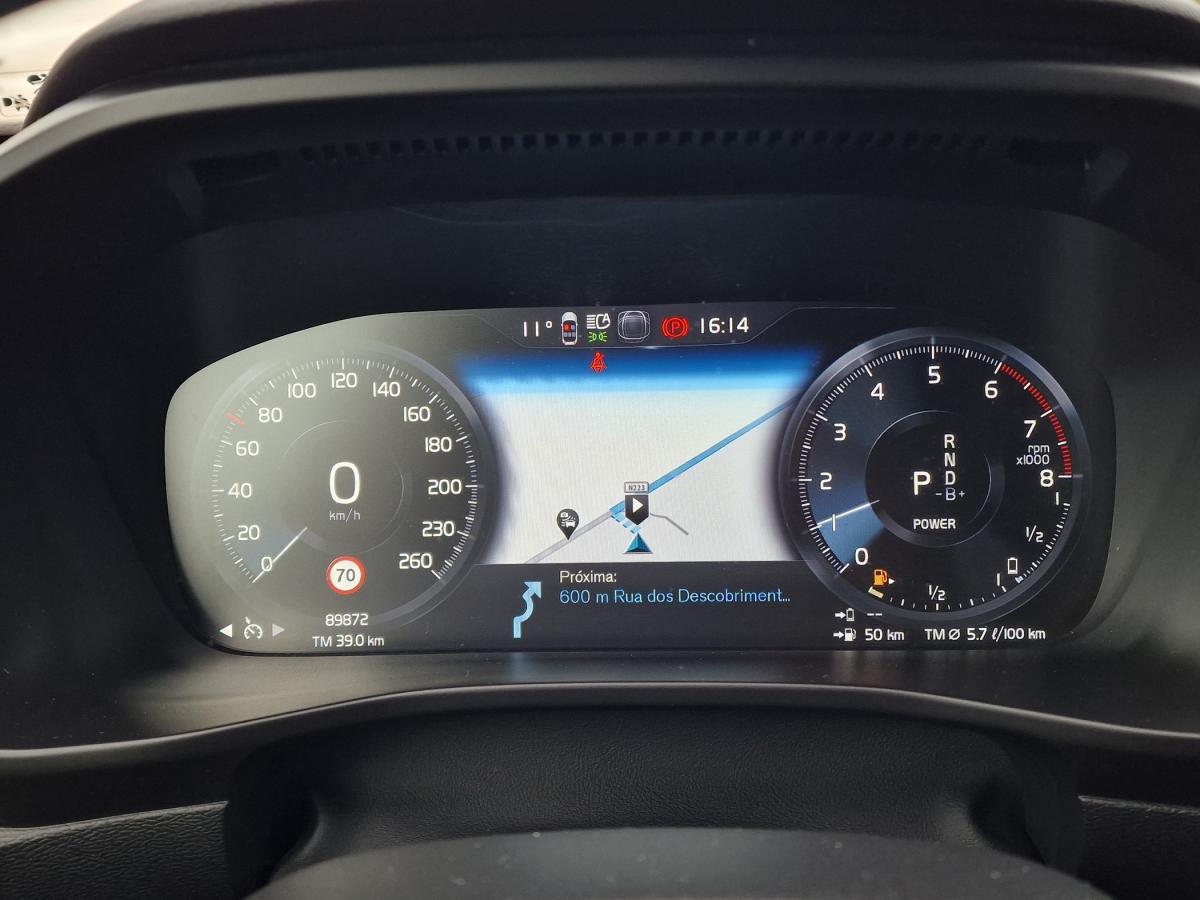 volvo-xc40-2022-hibrido-a-gasolina-1477cc