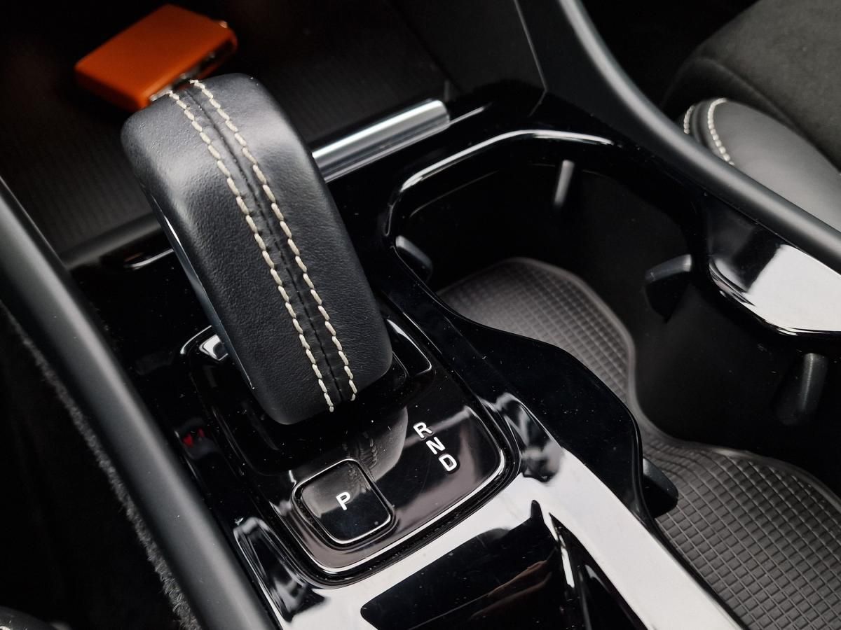 volvo-xc40-2022-hibrido-a-gasolina-1477cc