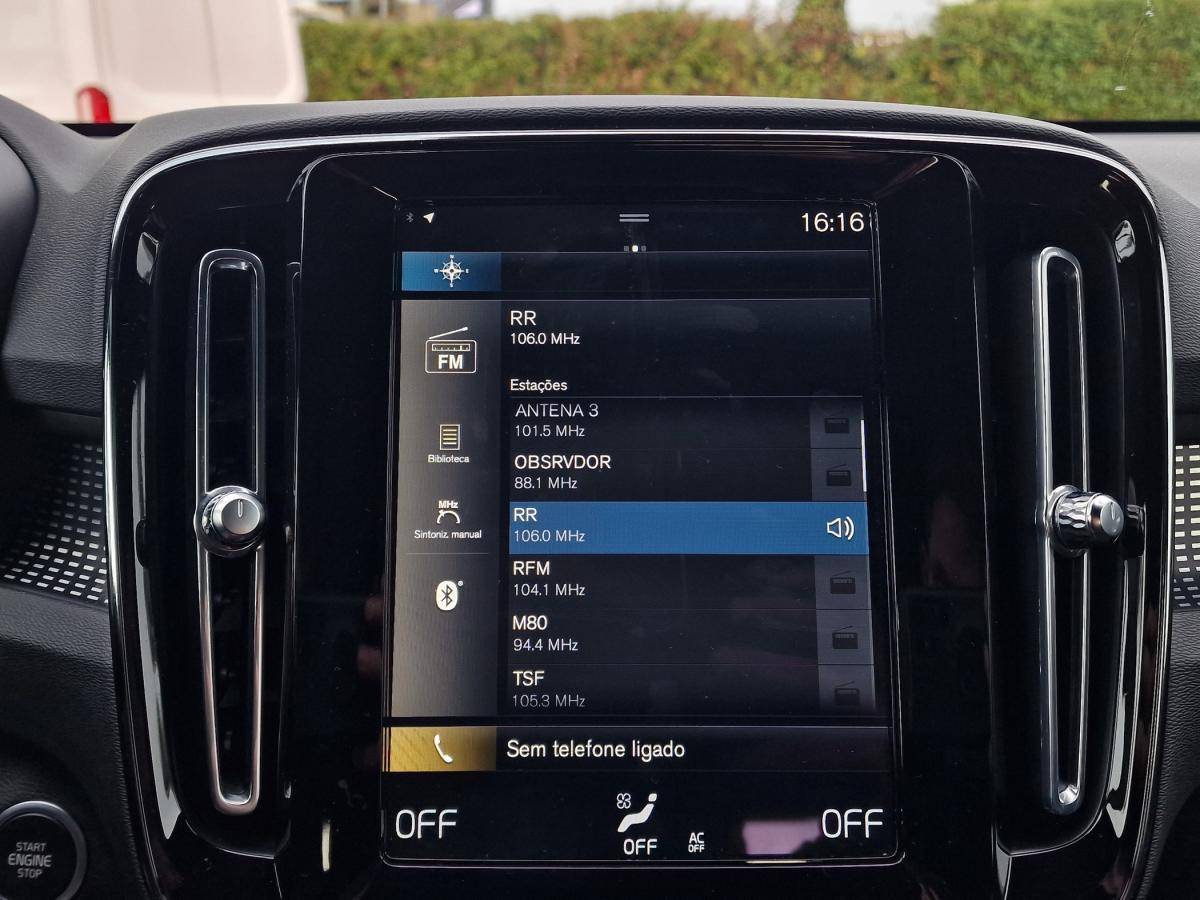 volvo-xc40-2022-hibrido-a-gasolina-1477cc
