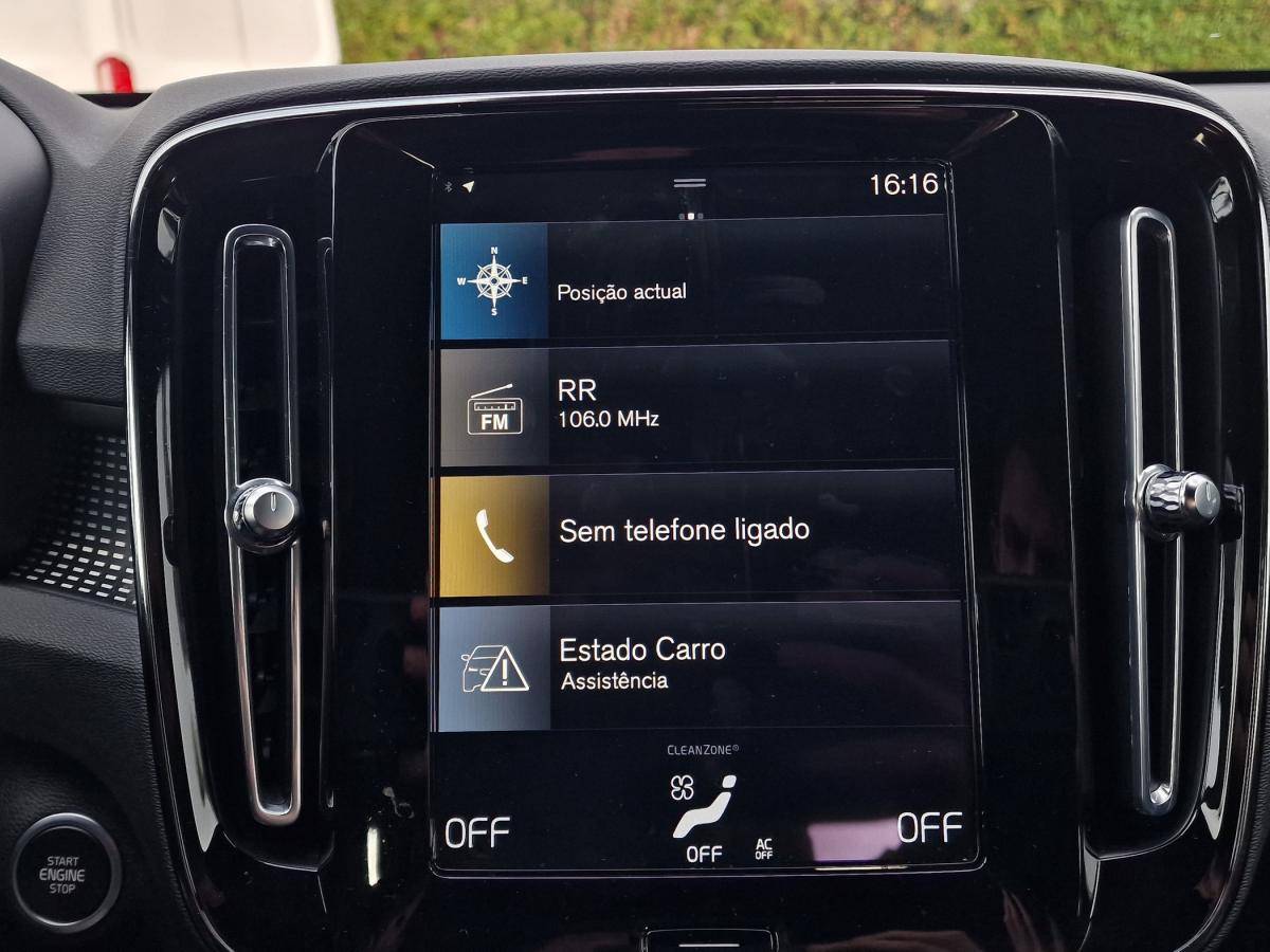 volvo-xc40-2022-hibrido-a-gasolina-1477cc