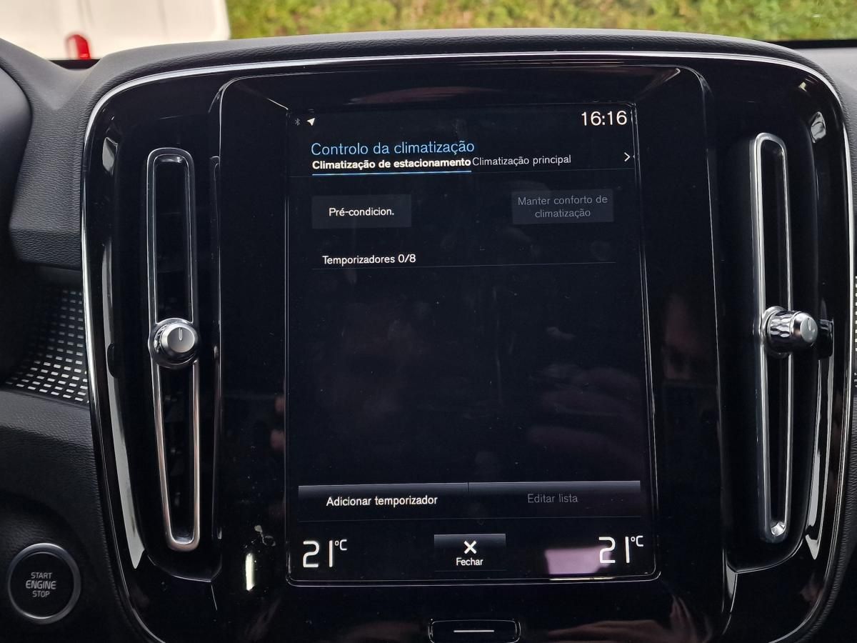 volvo-xc40-2022-hibrido-a-gasolina-1477cc