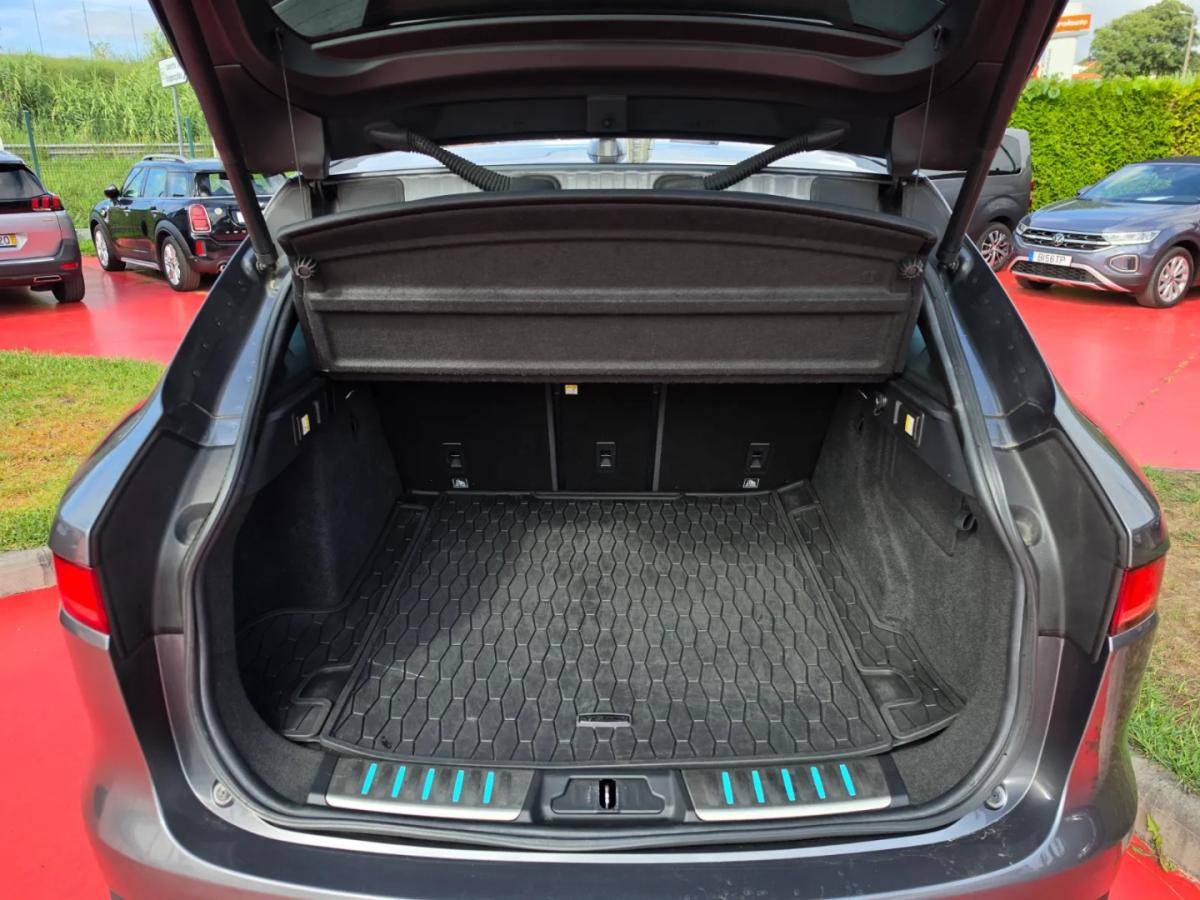 jaguar-f-pace-2016-diesel-1999cc