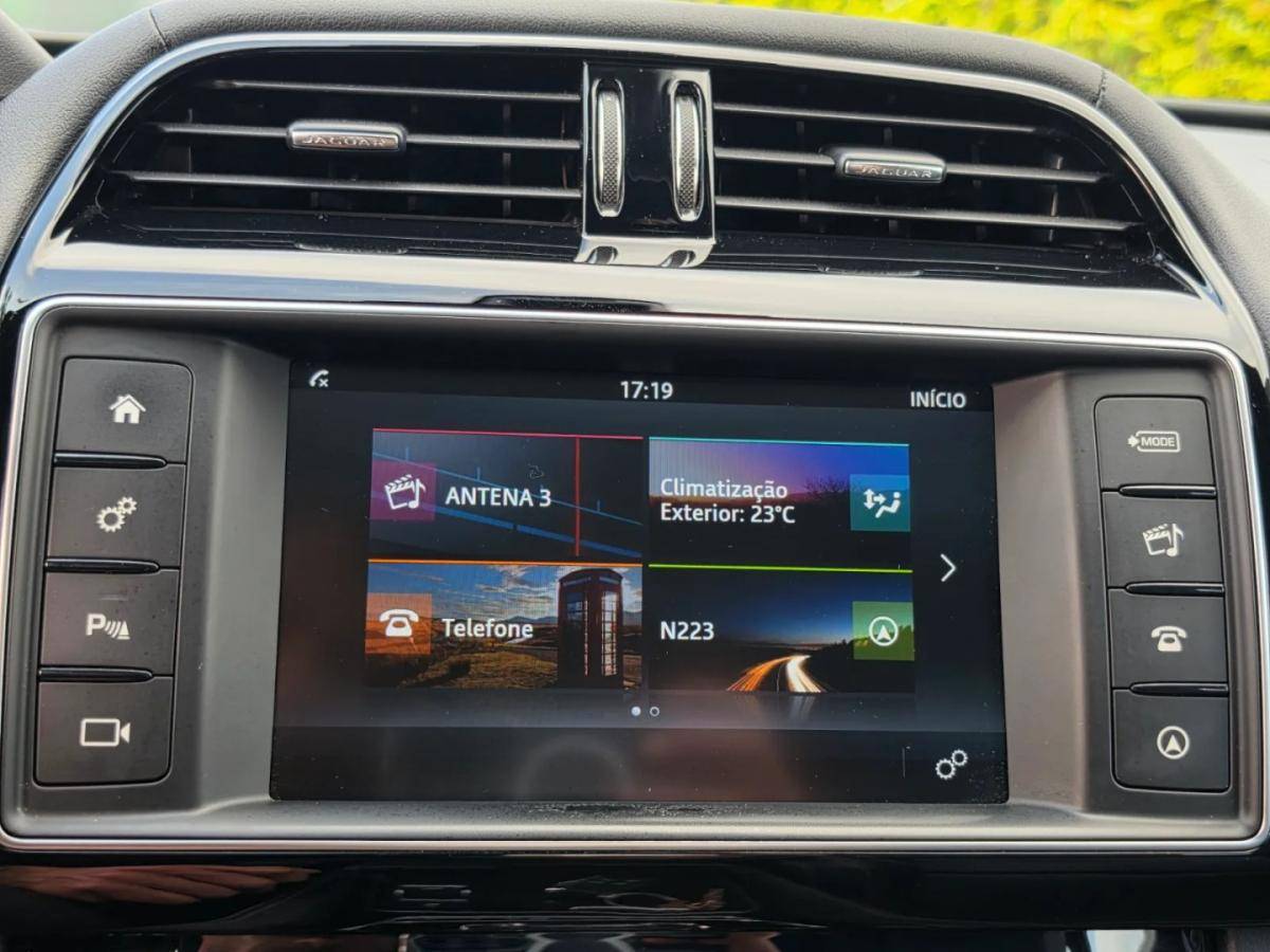 jaguar-f-pace-2016-diesel-1999cc