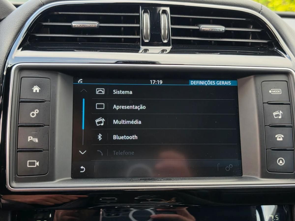 jaguar-f-pace-2016-diesel-1999cc