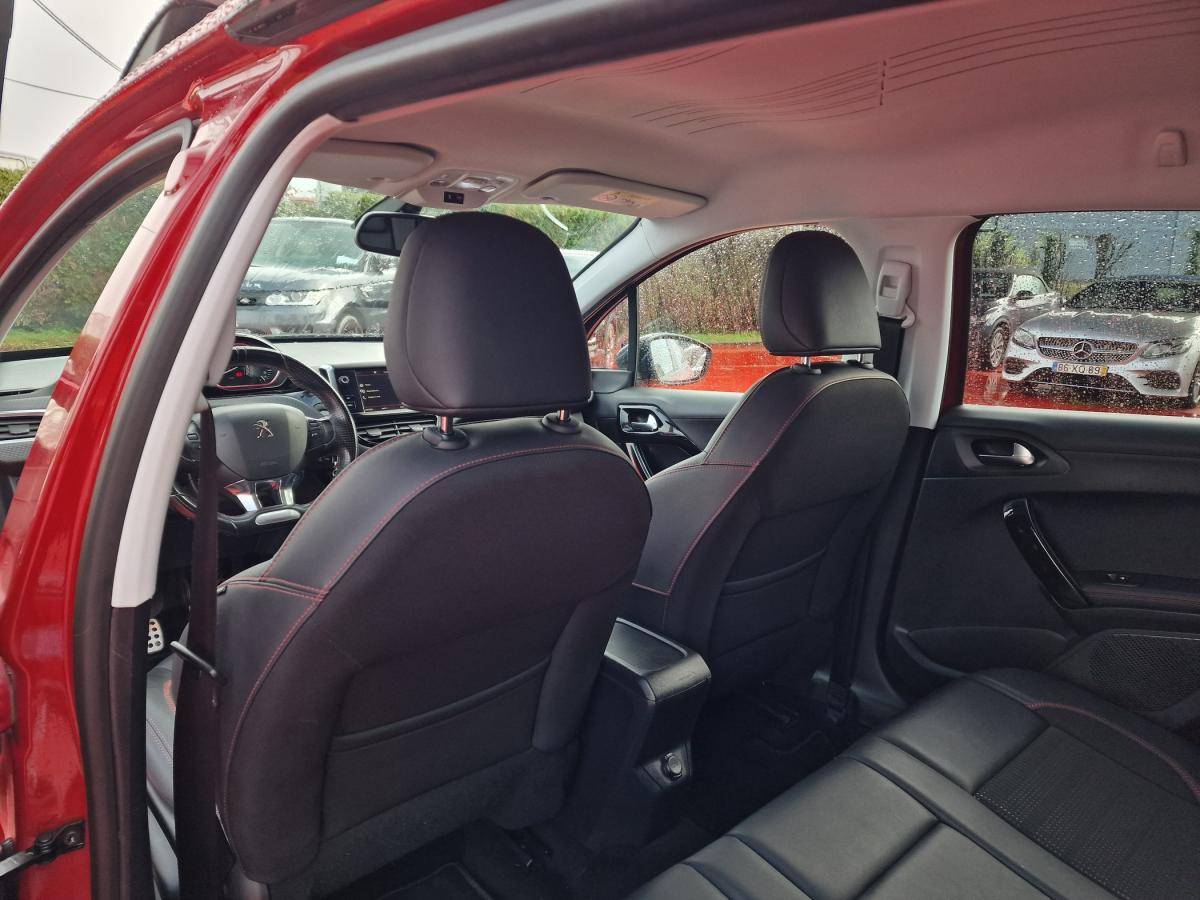 peugeot-2008-2018-gasolina-1199cc