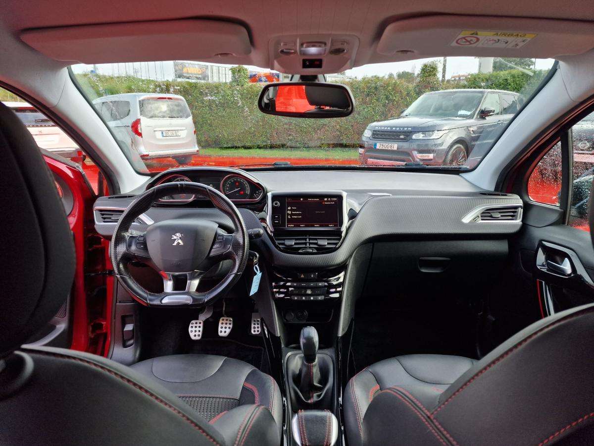 peugeot-2008-2018-gasolina-1199cc