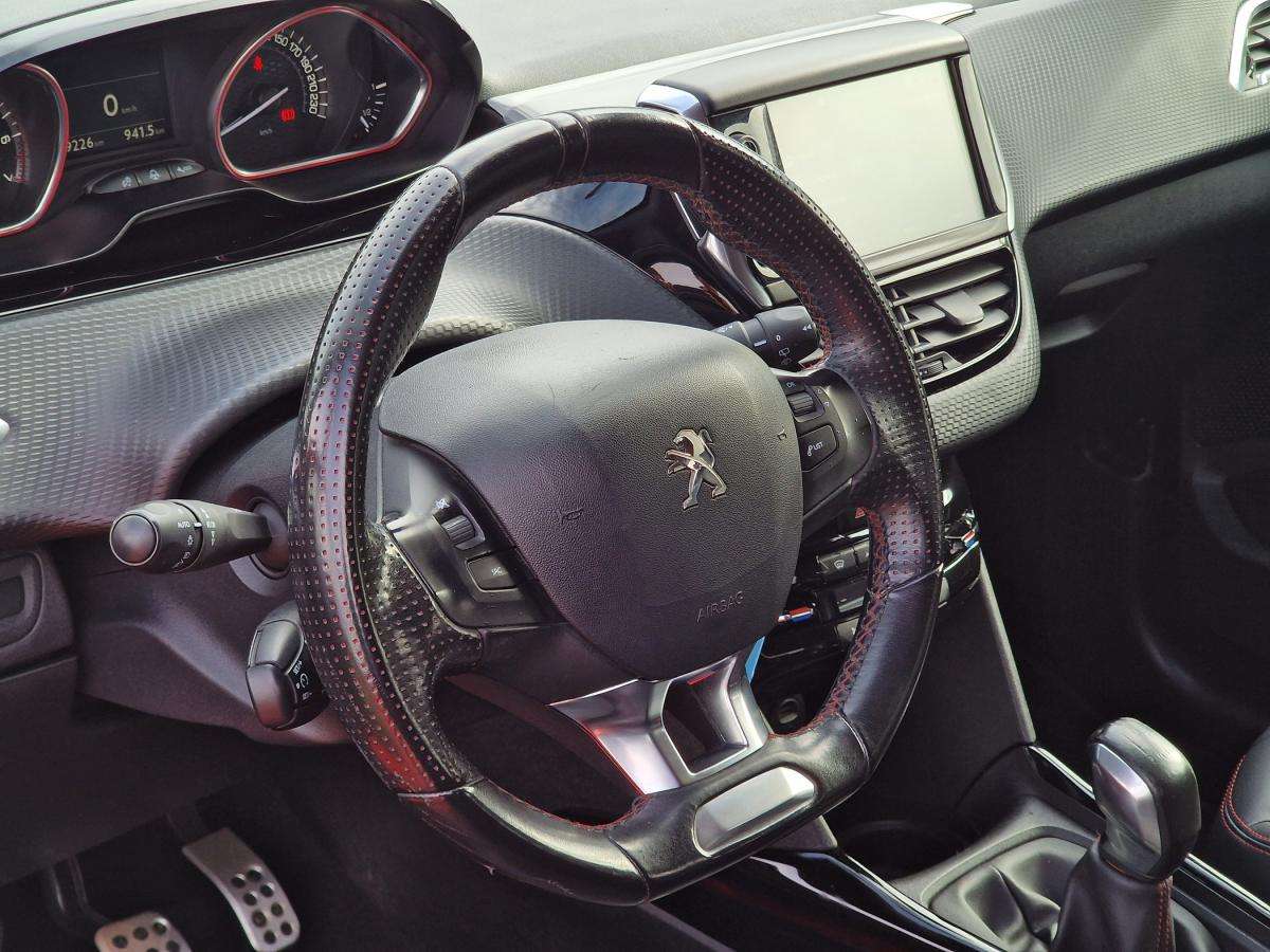 peugeot-2008-2018-gasolina-1199cc