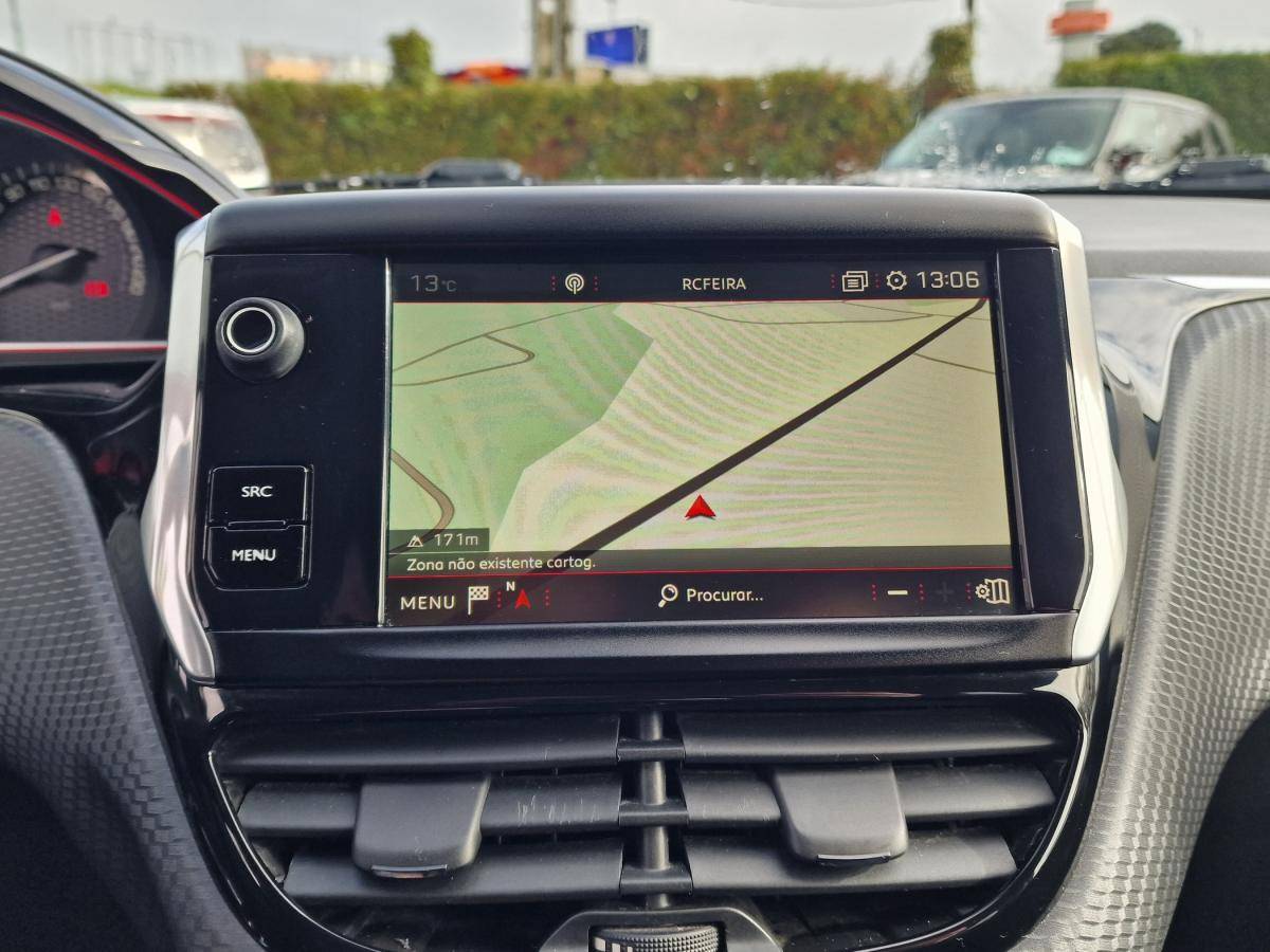 peugeot-2008-2018-gasolina-1199cc