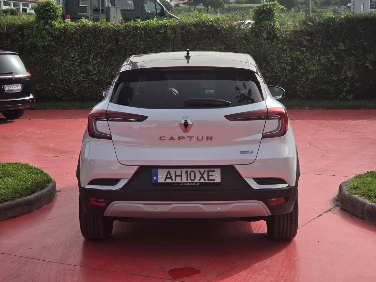 renault-captur-2021-hibrido-a-gasolina-1598cc
