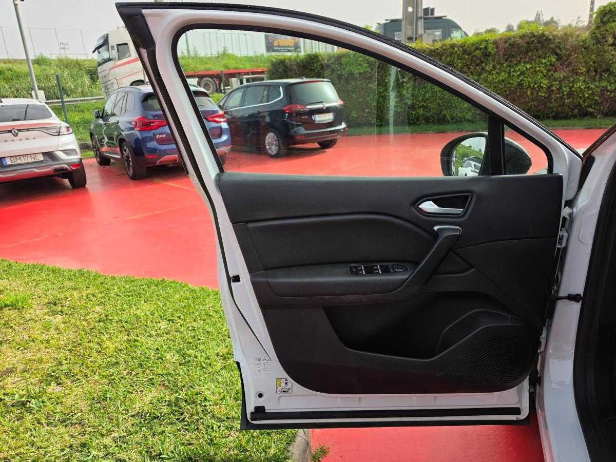 renault-captur-2021-hibrido-a-gasolina-1598cc