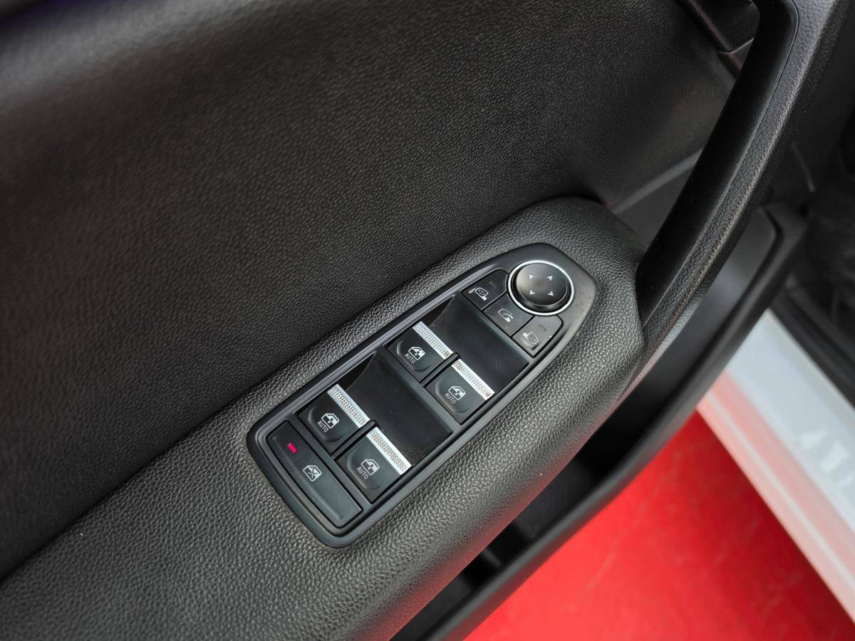renault-captur-2021-hibrido-a-gasolina-1598cc