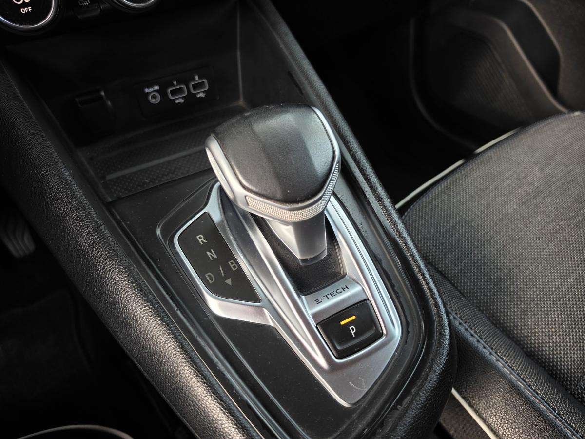 renault-captur-2021-hibrido-a-gasolina-1598cc