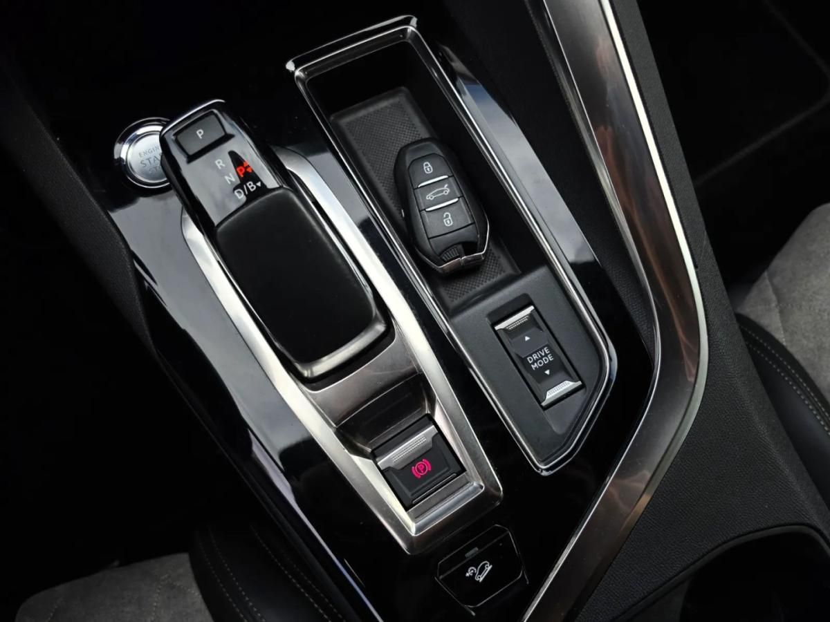 peugeot-3008-2020-hibrido-1598cc