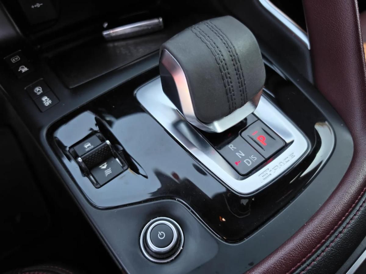 jaguar-e-pace-2021-hibrido-1498cc