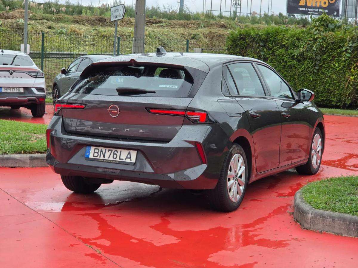 opel-astra-2024-diesel-1499cc