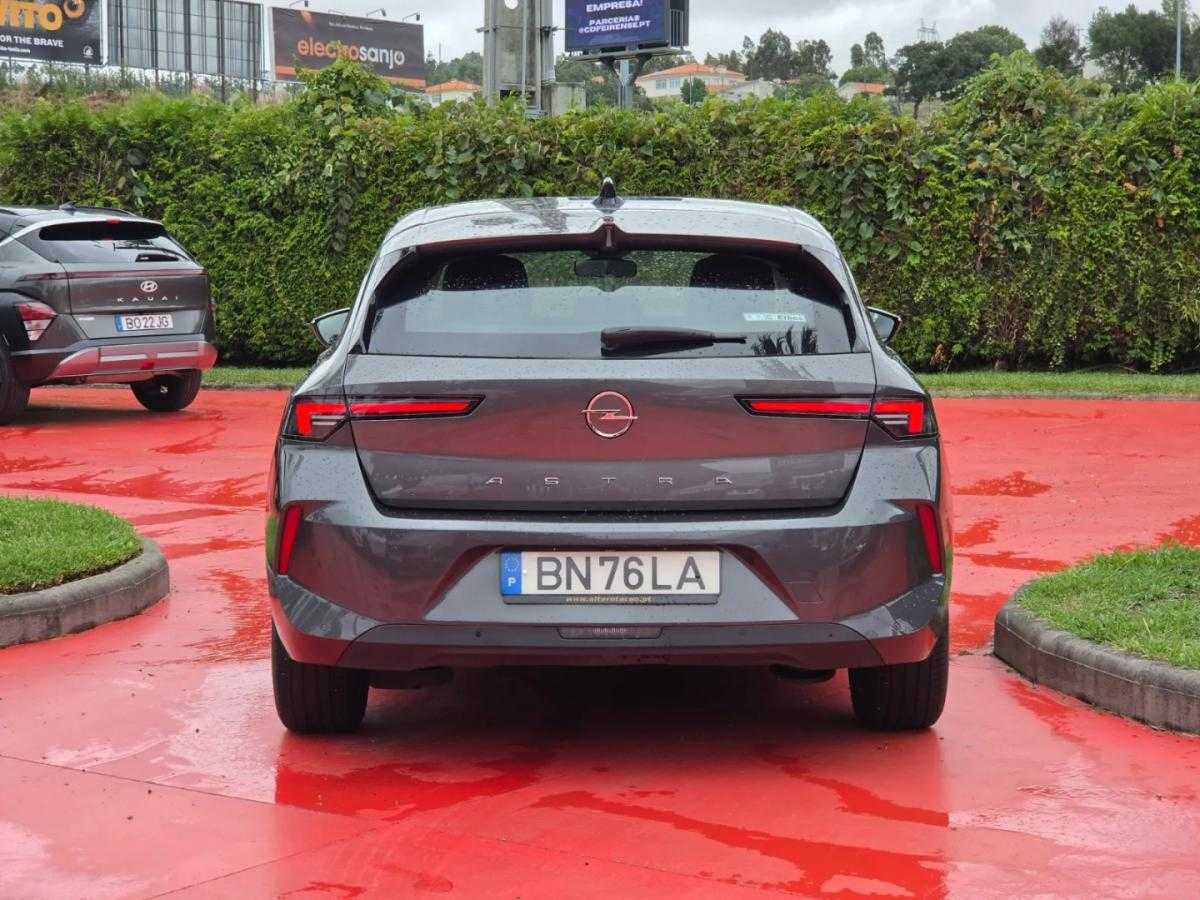 opel-astra-2024-diesel-1499cc