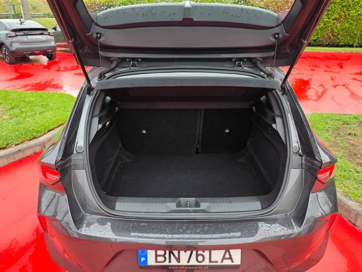 opel-astra-2024-diesel-1499cc