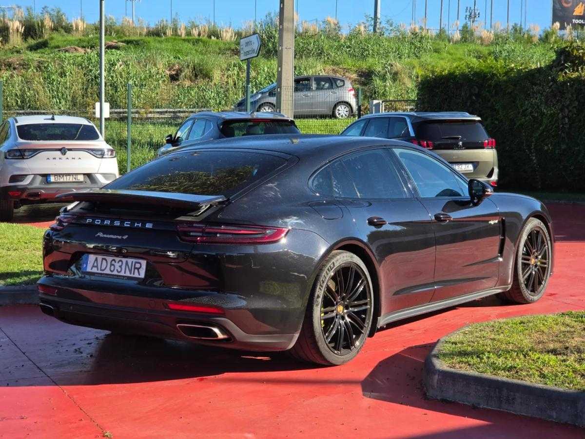 porsche-panamera-2017-hibrido-2894cc