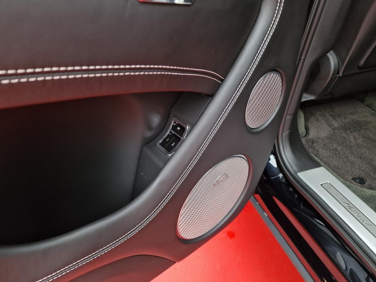 bentley-bentayga-2020-hibrido-a-gasolina-2995cc