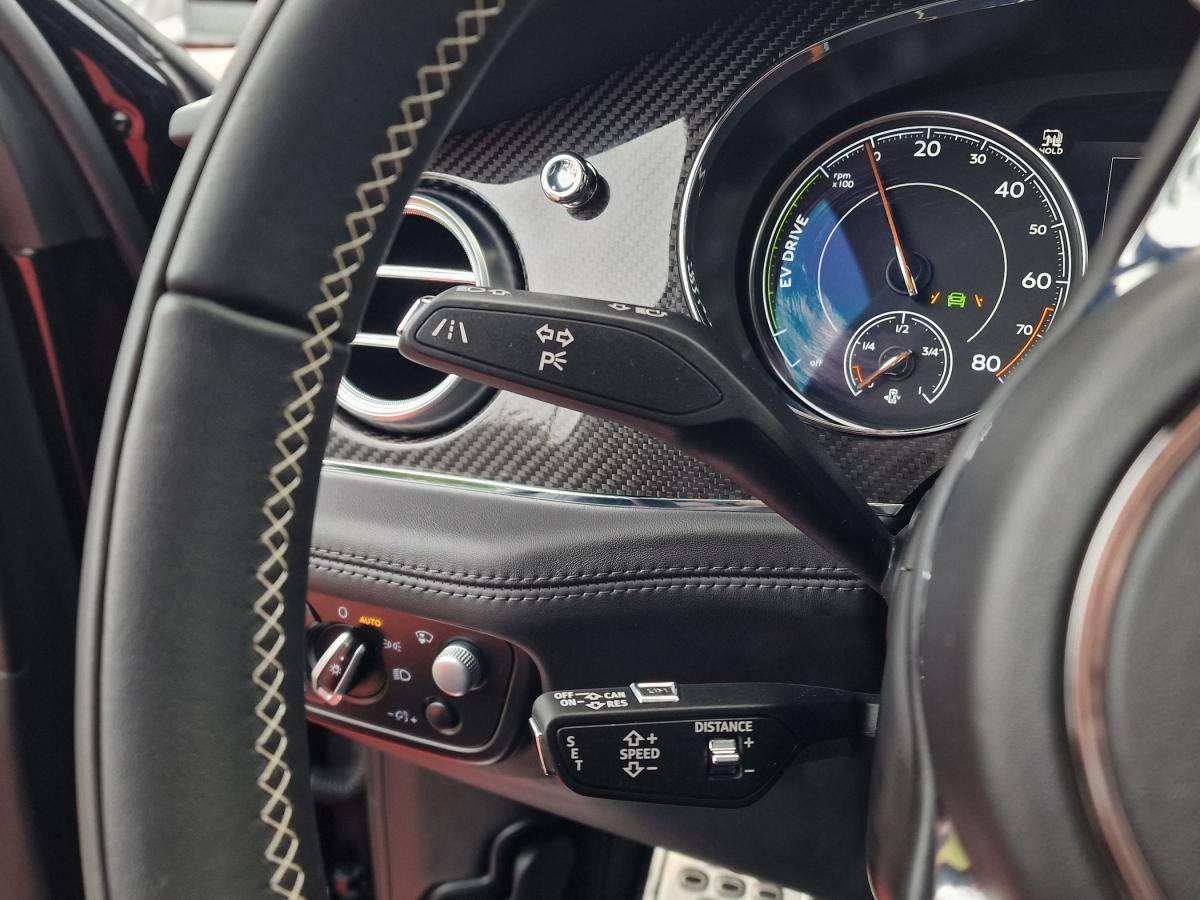bentley-bentayga-2020-hibrido-a-gasolina-2995cc