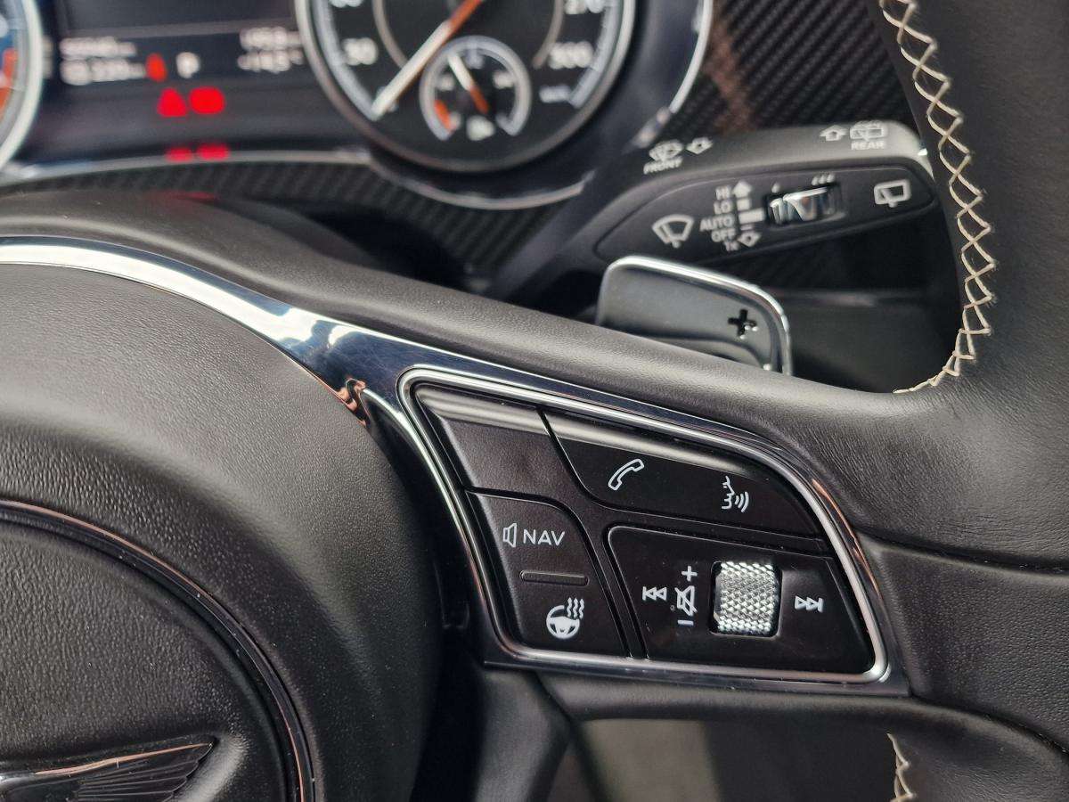 bentley-bentayga-2020-hibrido-a-gasolina-2995cc