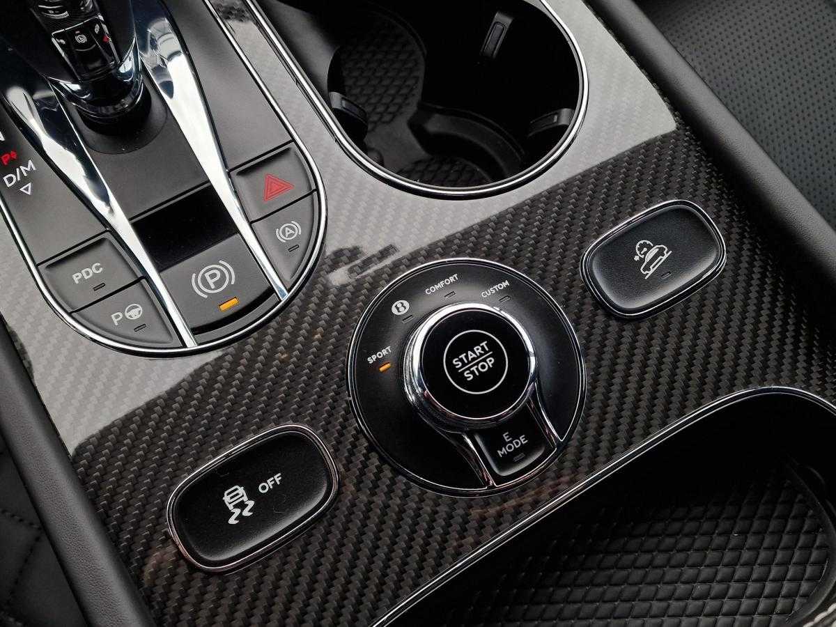 bentley-bentayga-2020-hibrido-a-gasolina-2995cc