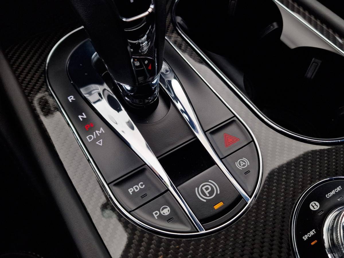 bentley-bentayga-2020-hibrido-a-gasolina-2995cc