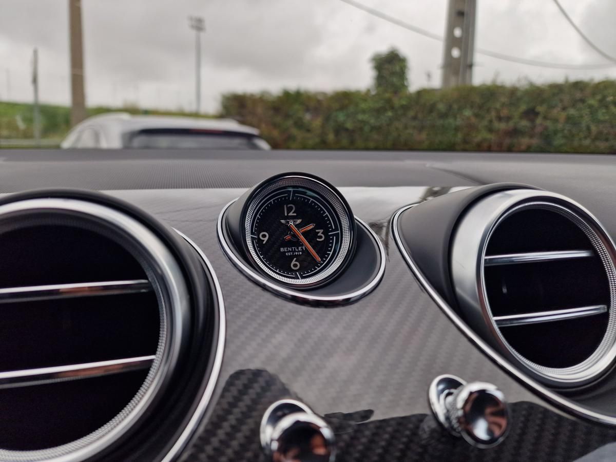 bentley-bentayga-2020-hibrido-a-gasolina-2995cc