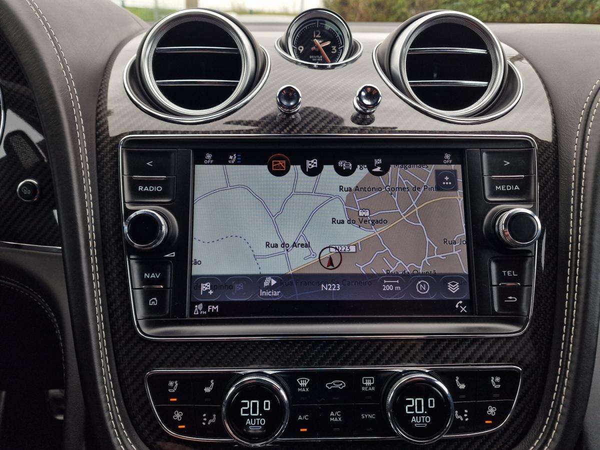 bentley-bentayga-2020-hibrido-a-gasolina-2995cc