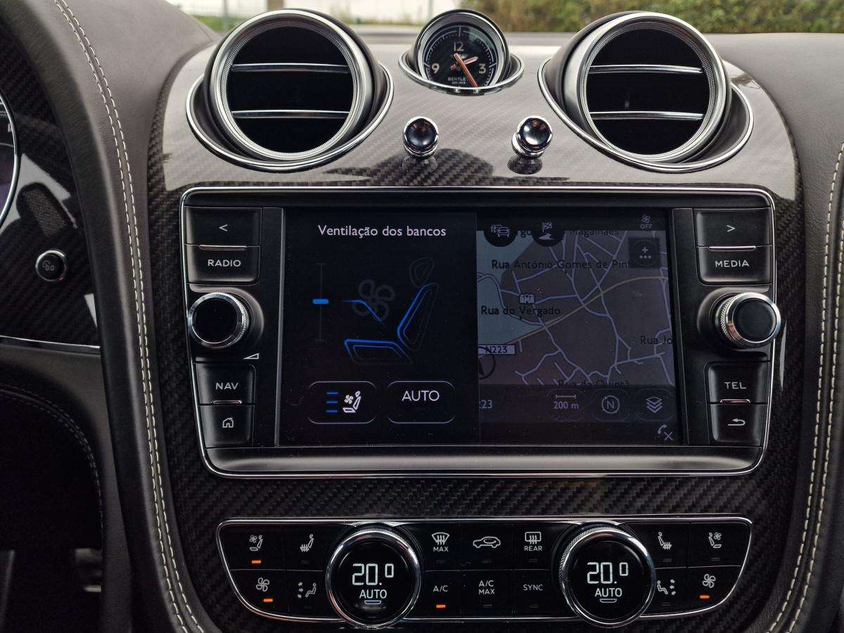 bentley-bentayga-2020-hibrido-a-gasolina-2995cc
