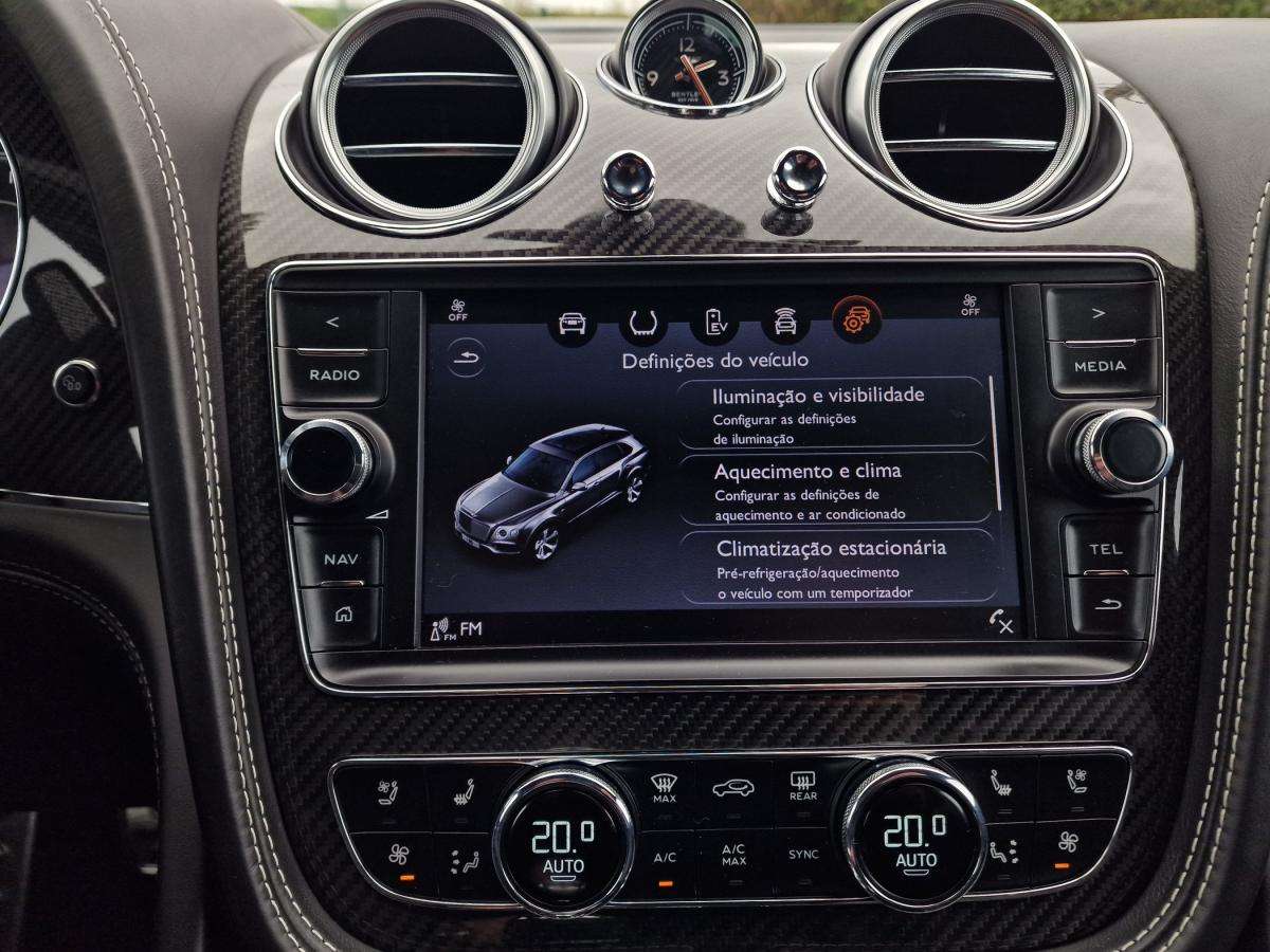 bentley-bentayga-2020-hibrido-a-gasolina-2995cc