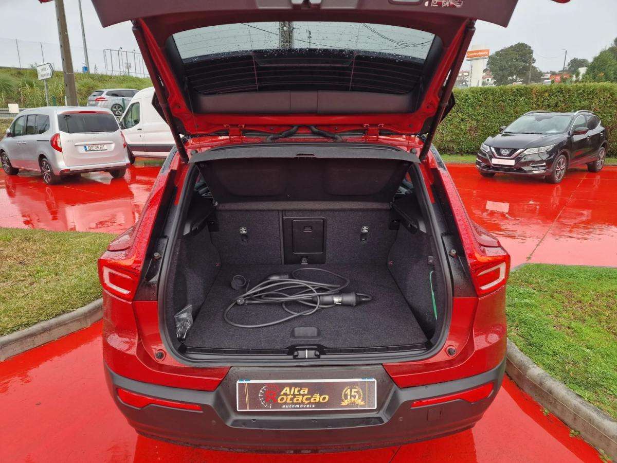 volvo-xc40-2022-hibrido-1477cc
