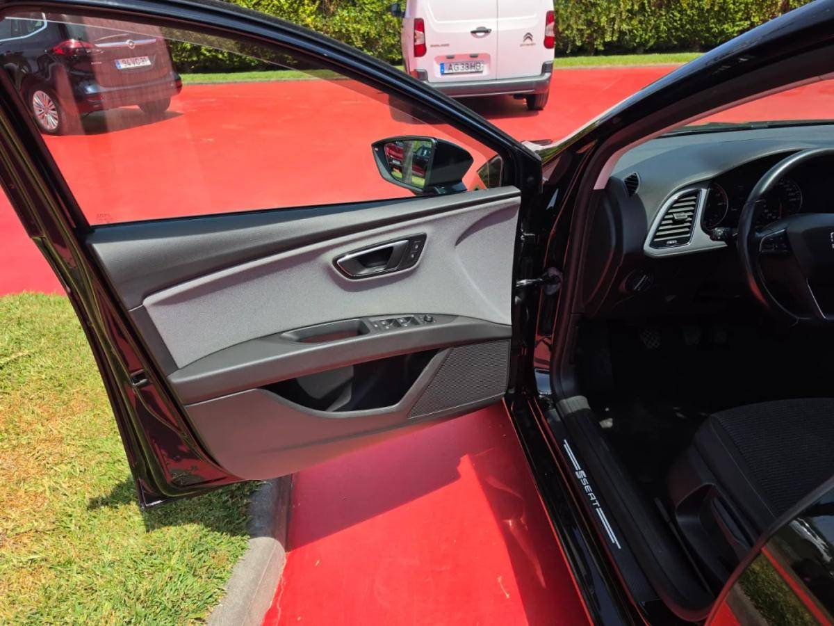 seat-leon-2019-gasolina-999cc
