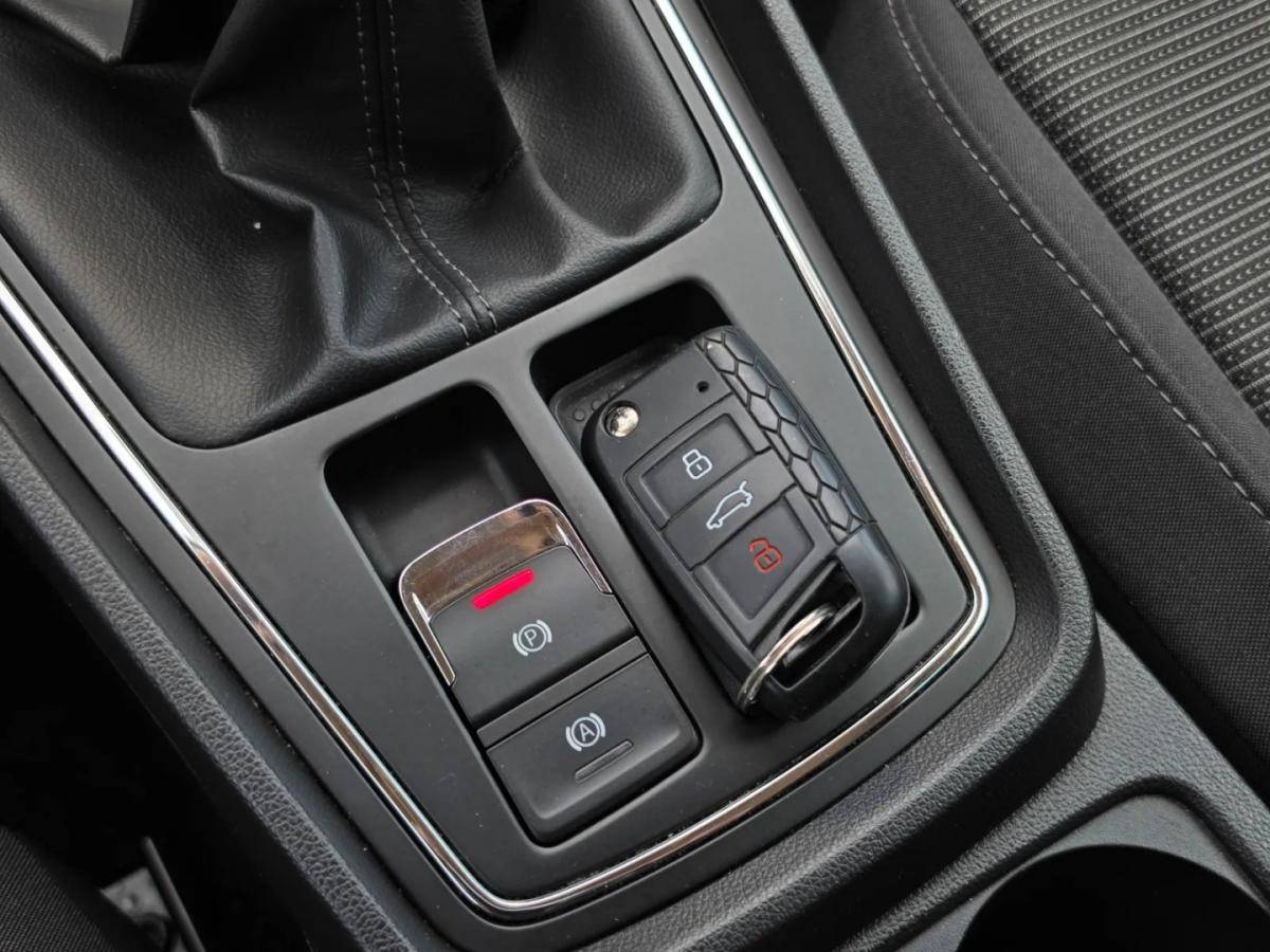 seat-leon-2019-gasolina-999cc