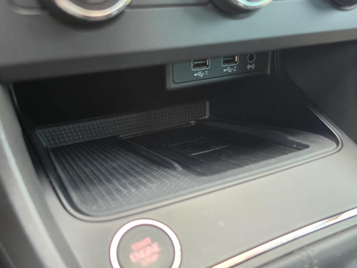 seat-leon-2019-gasolina-999cc