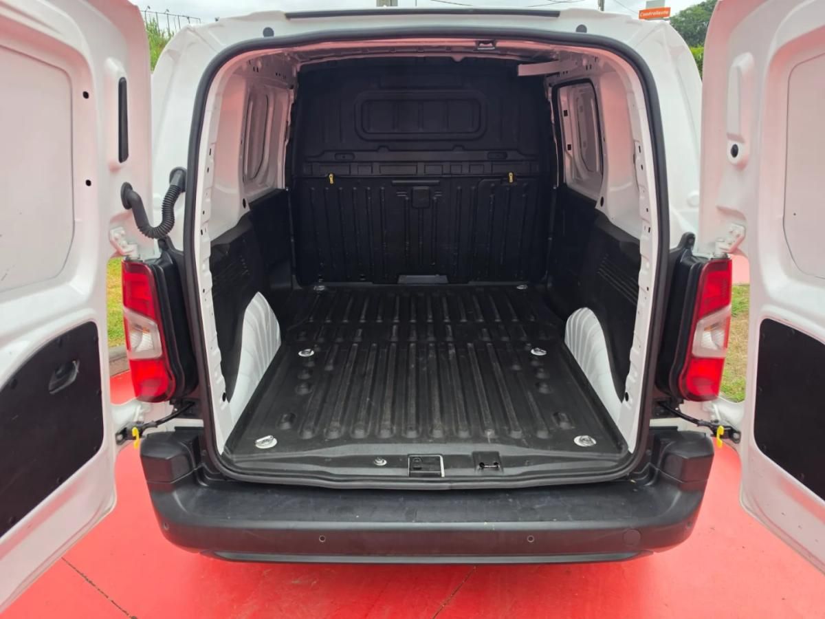 citroen-berlingo-2021-diesel-1499cc