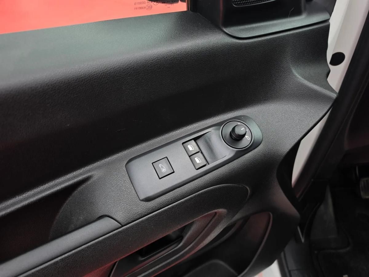 citroen-berlingo-2021-diesel-1499cc
