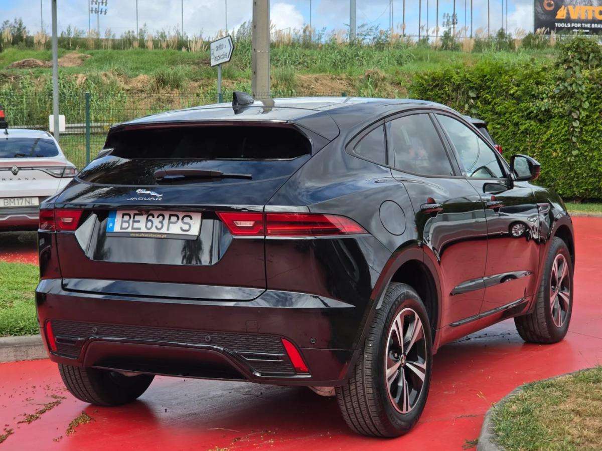 jaguar-e-pace-2023-hibrido-1498cc
