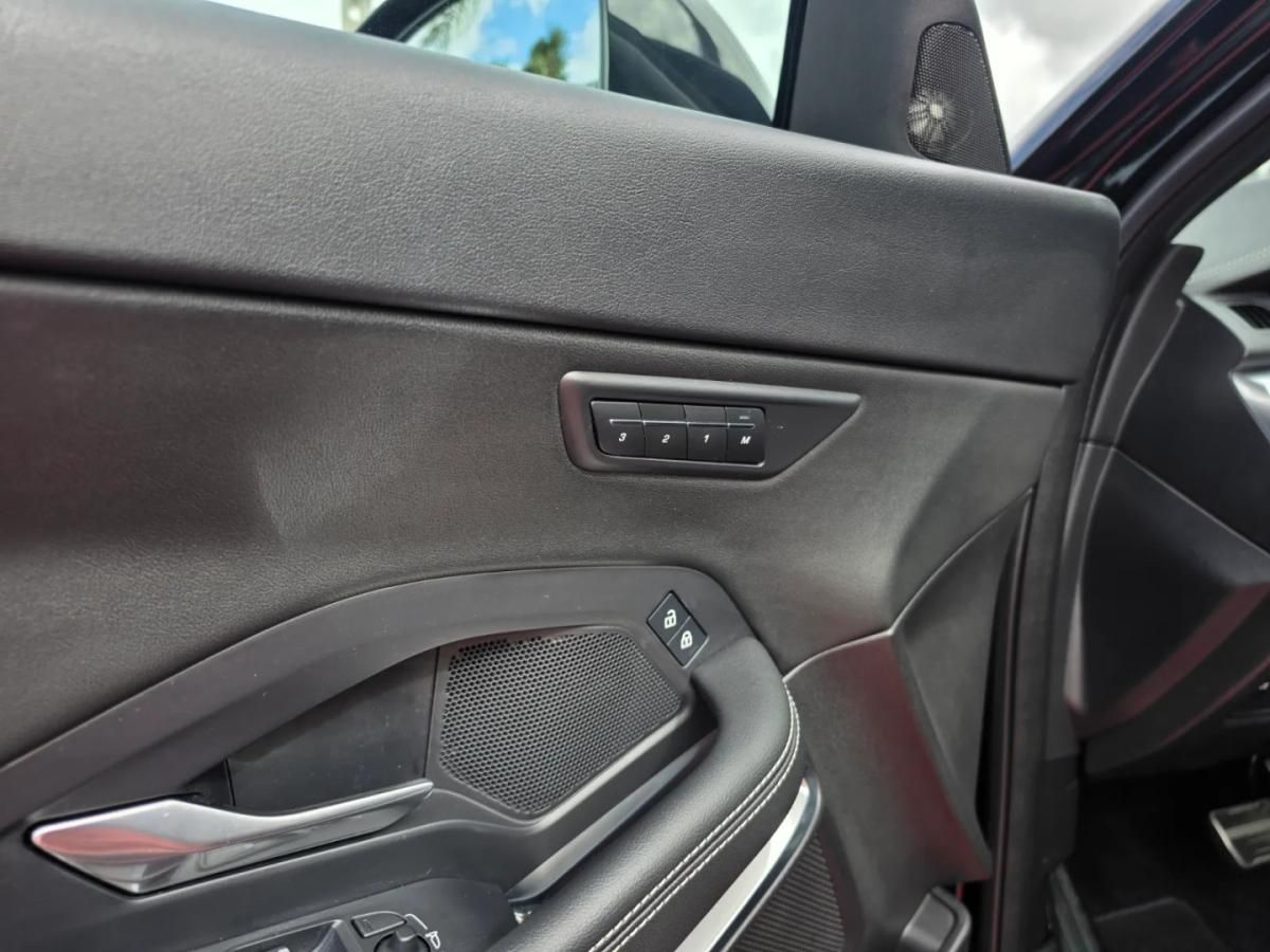jaguar-e-pace-2023-hibrido-1498cc