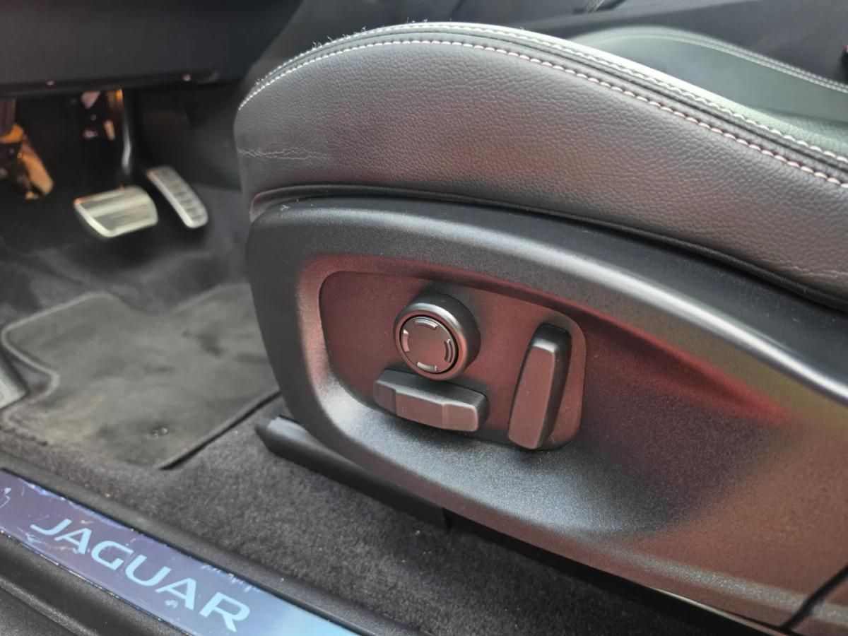 jaguar-e-pace-2023-hibrido-1498cc