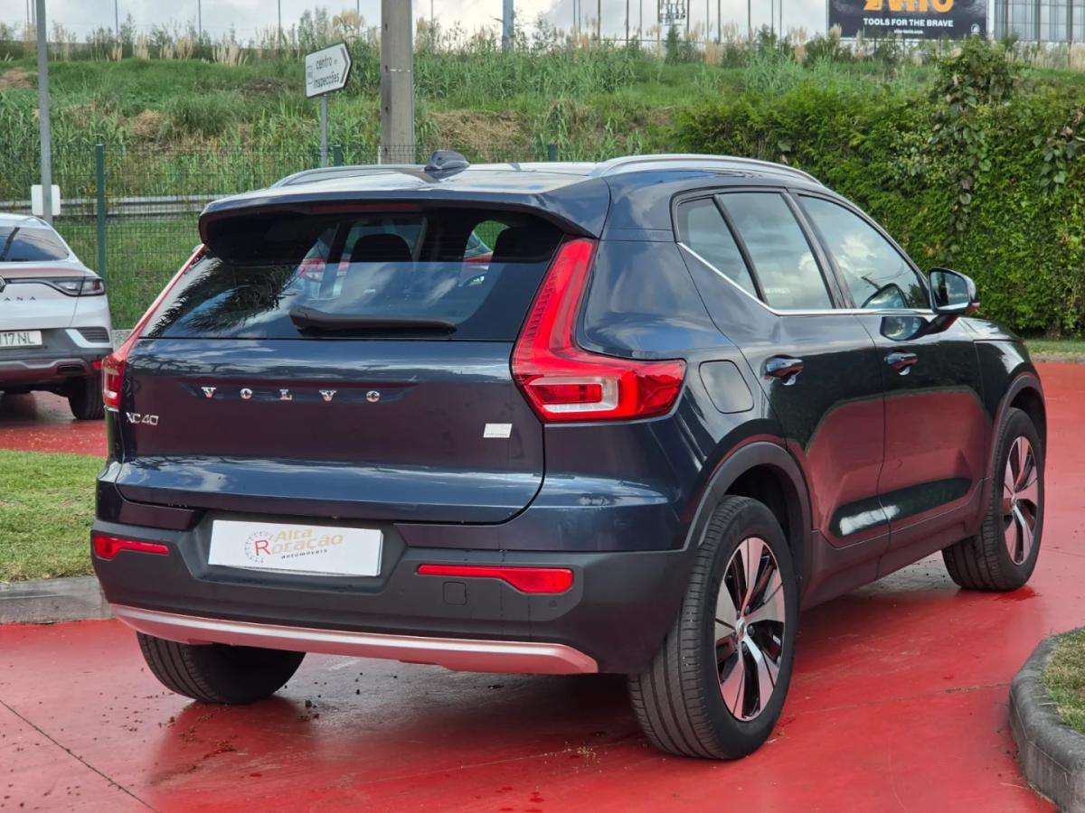 volvo-xc40-2022-hibrido-1477cc