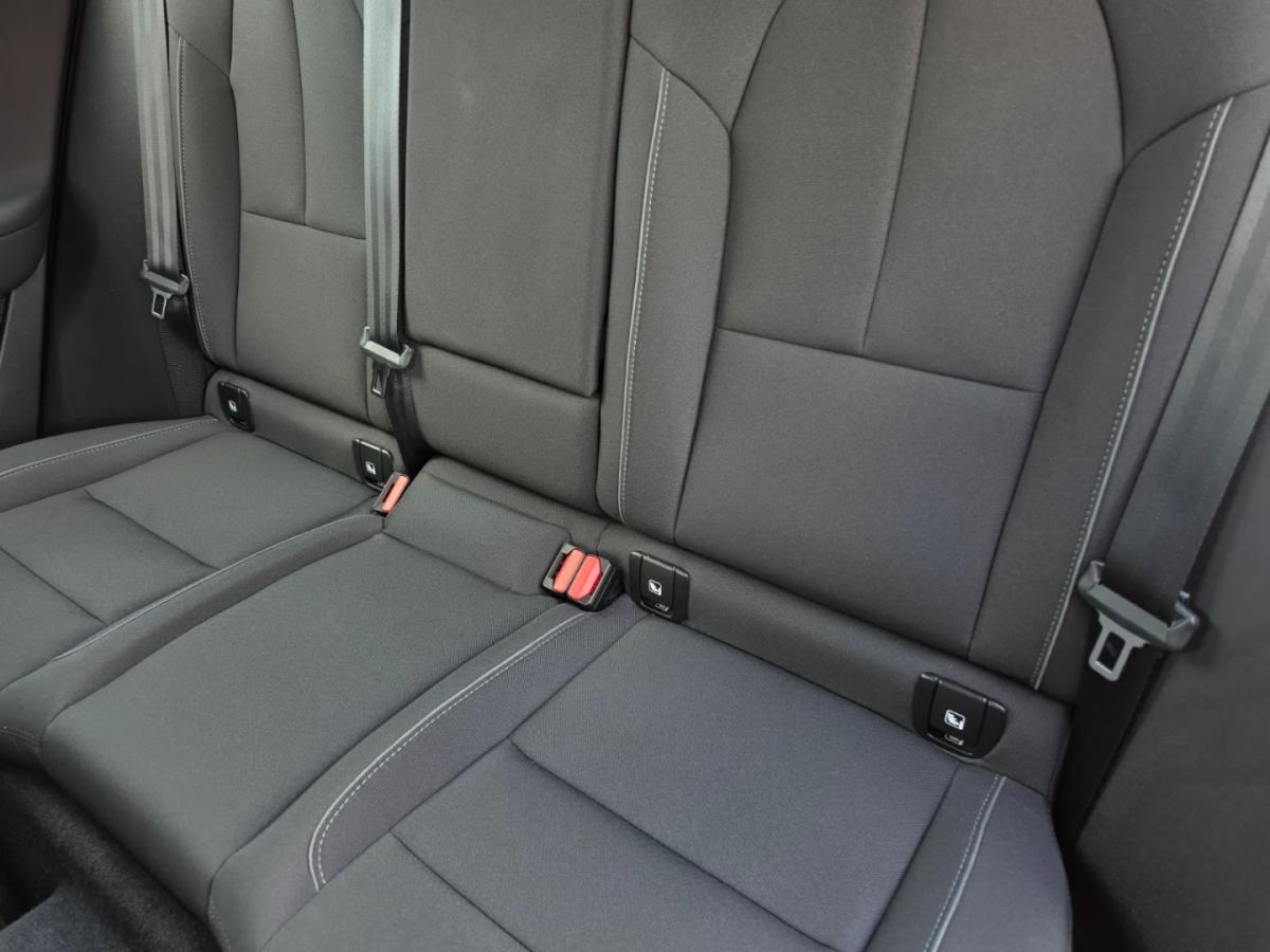 volvo-xc40-2022-hibrido-1477cc