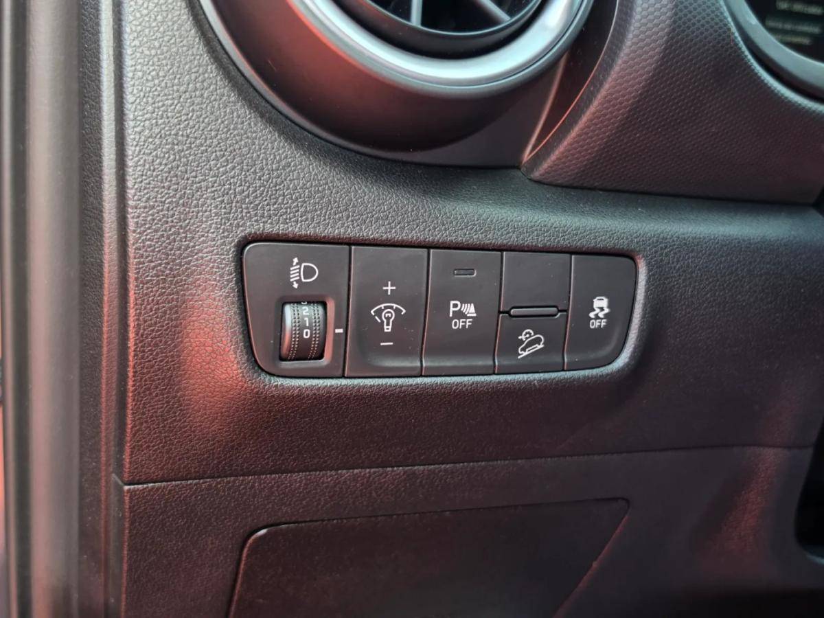 hyundai-kauai-2021-gasolina-998cc