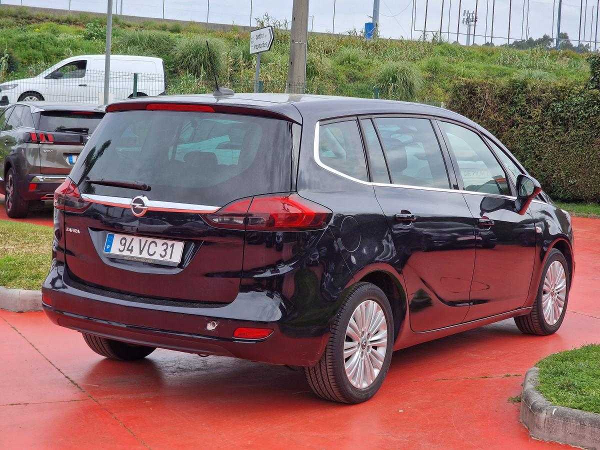 opel-zafira-2018-diesel-1598cc